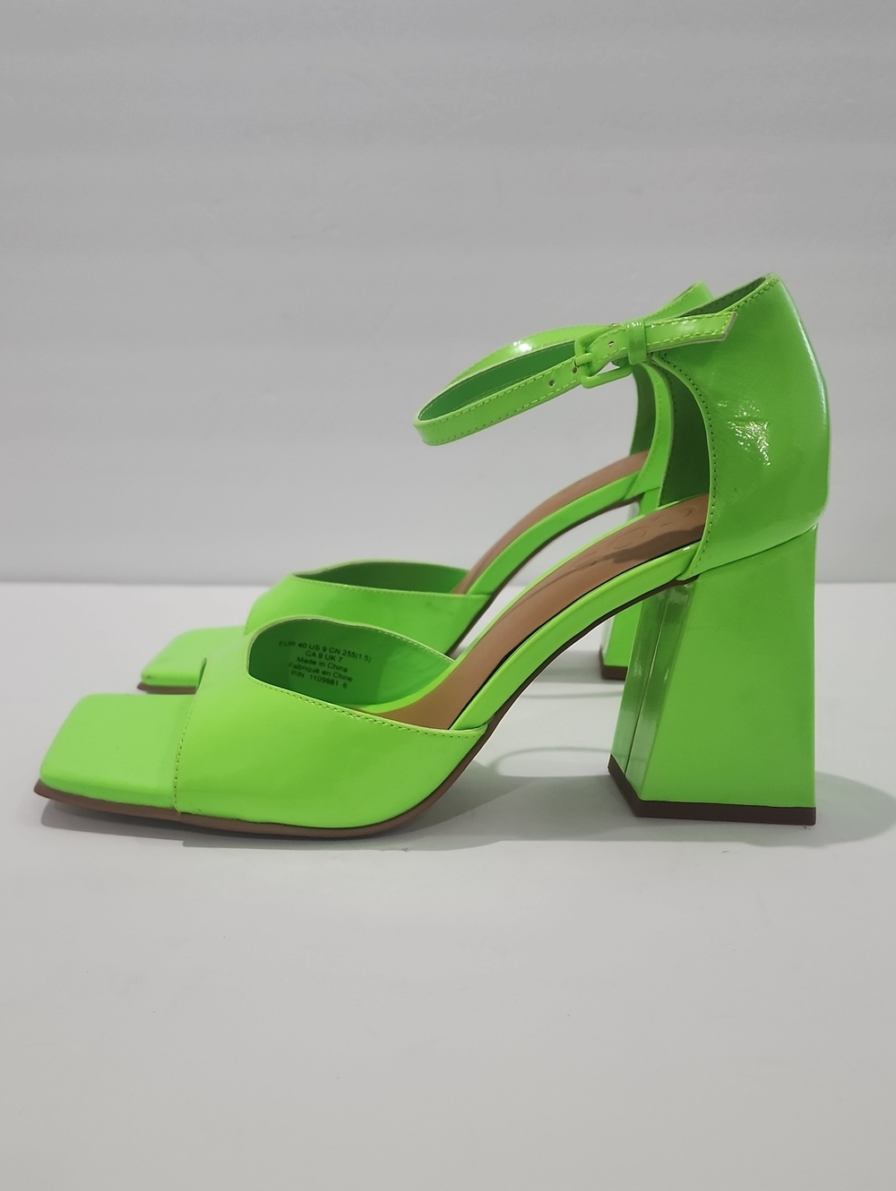 COS Square-Toe Block-Heeled Sandals - Picture 3 of 12